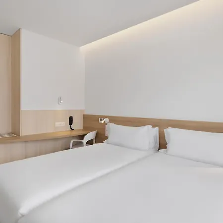 酒店 B&B Hotel Viana Do Castelo 维亚纳堡