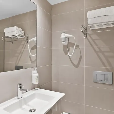 B&B Hotel Viana Do Castelo 3* 维亚纳堡