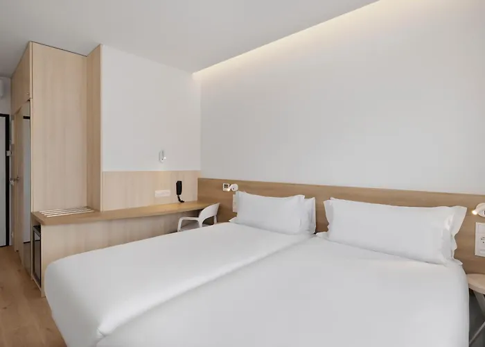 ホテル B&B Hotel Viana Do Castelo ビアナドカステロ