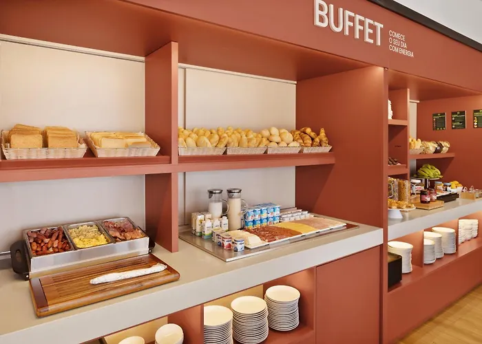 B&B Hotel Viana Do Castelo ホテル 3*