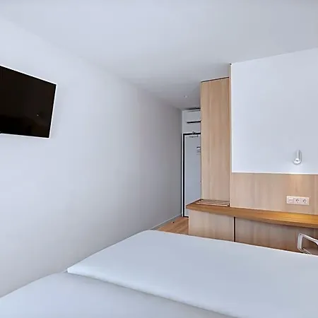 Hotel B&B Hotel Viana Do Castelo 3*
